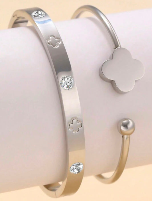 Clover Crystal Cuff