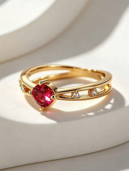 Rouge Éclat Crystal Ring