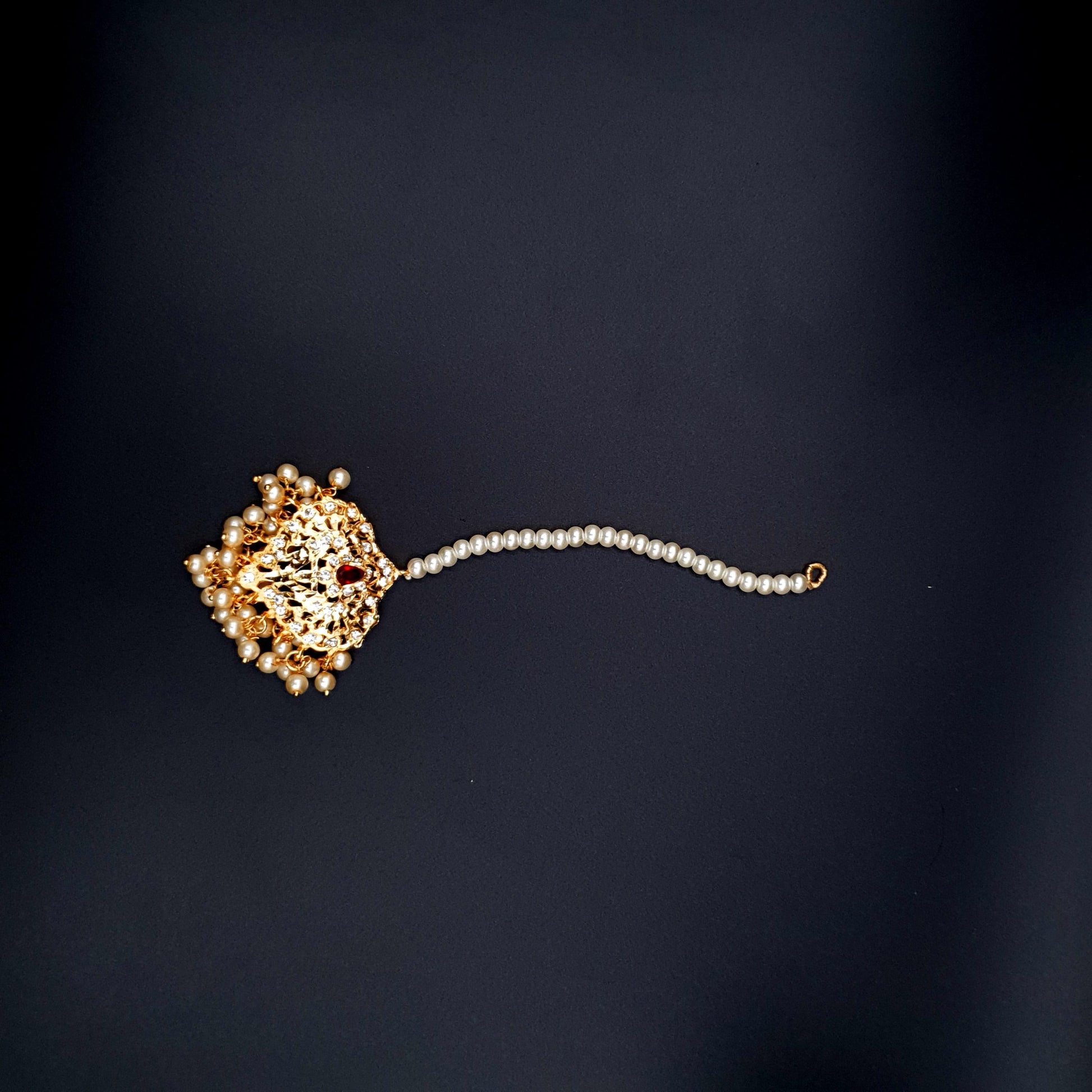 RED PEARLED NEKLACE image 10