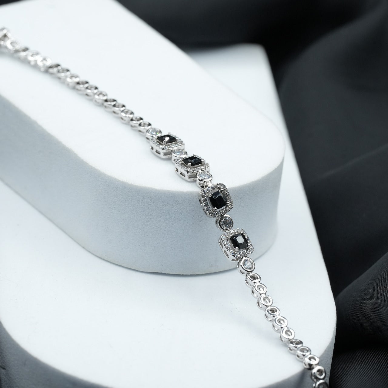 Xuping's signature style -Black Stones with Silver Setting image 3