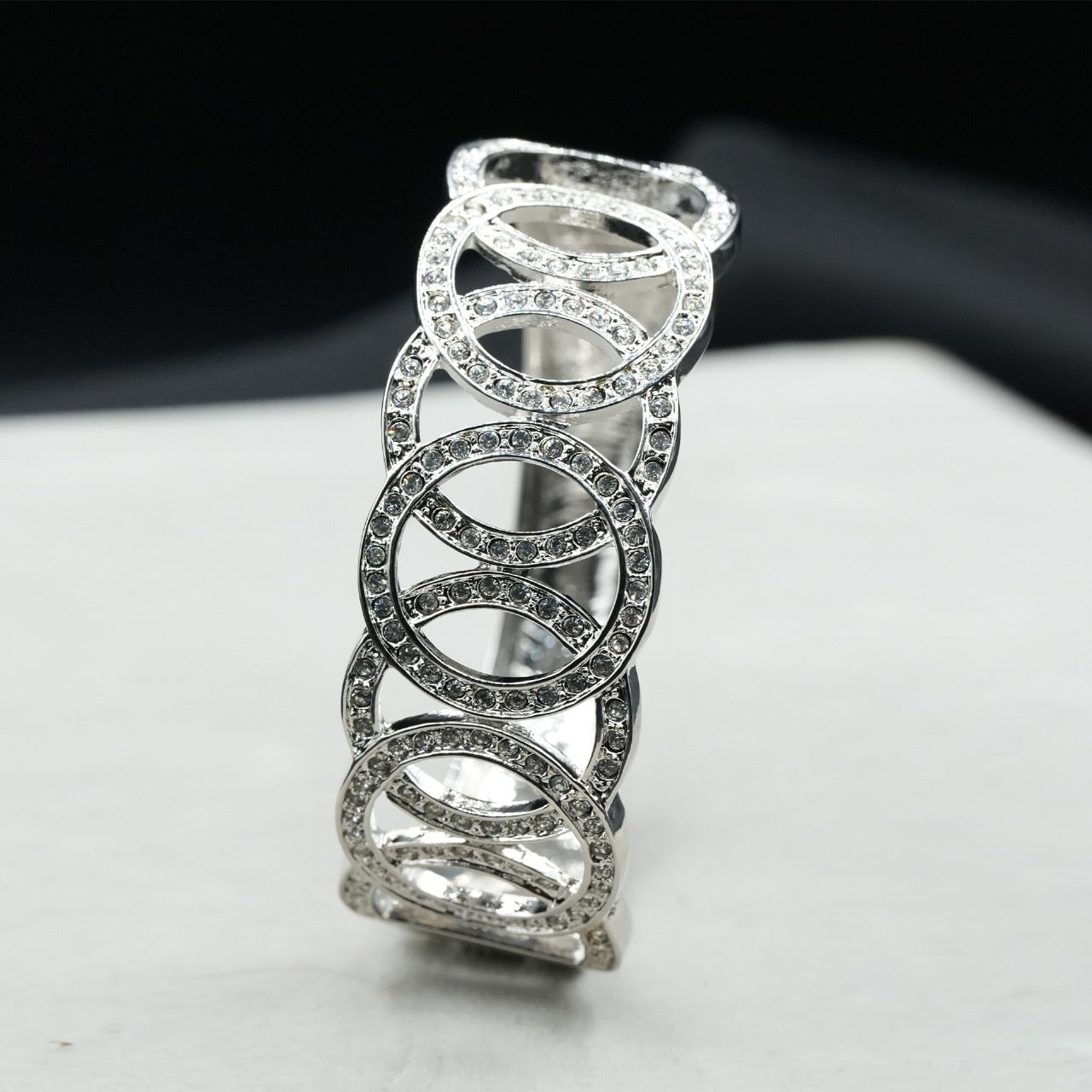 High-quality copper alloy with rhodium plating, ensuring a long-lasting shine and resistance to tarnish image 2