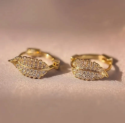 Elegant Leaf-Inspired Cubic Zirconia Hoop Earrings for Women image 4
