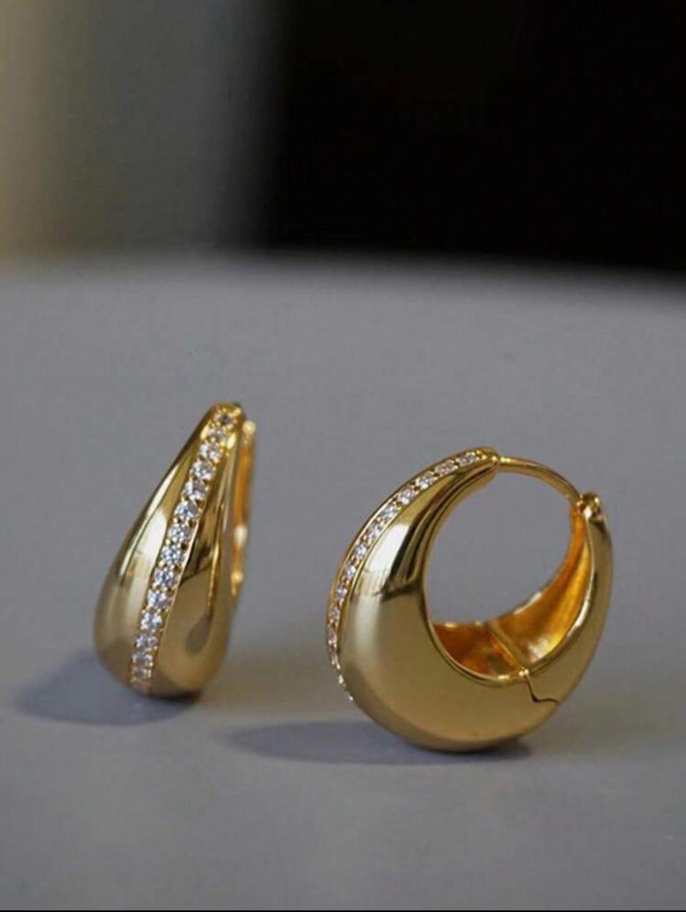 Rhinestone Decor Water Drop Shaped Fashion Elegant High-End Design Earrings image 1