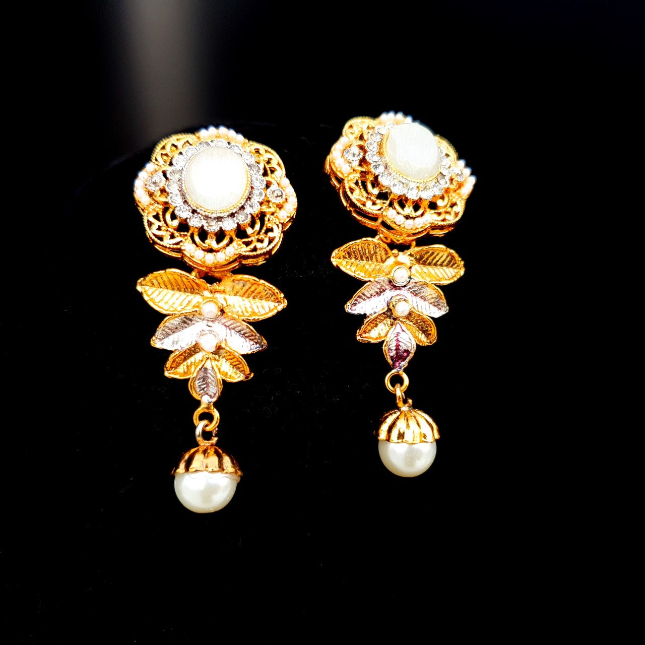 COPPER PLATING VINTAGE EARRING image 6