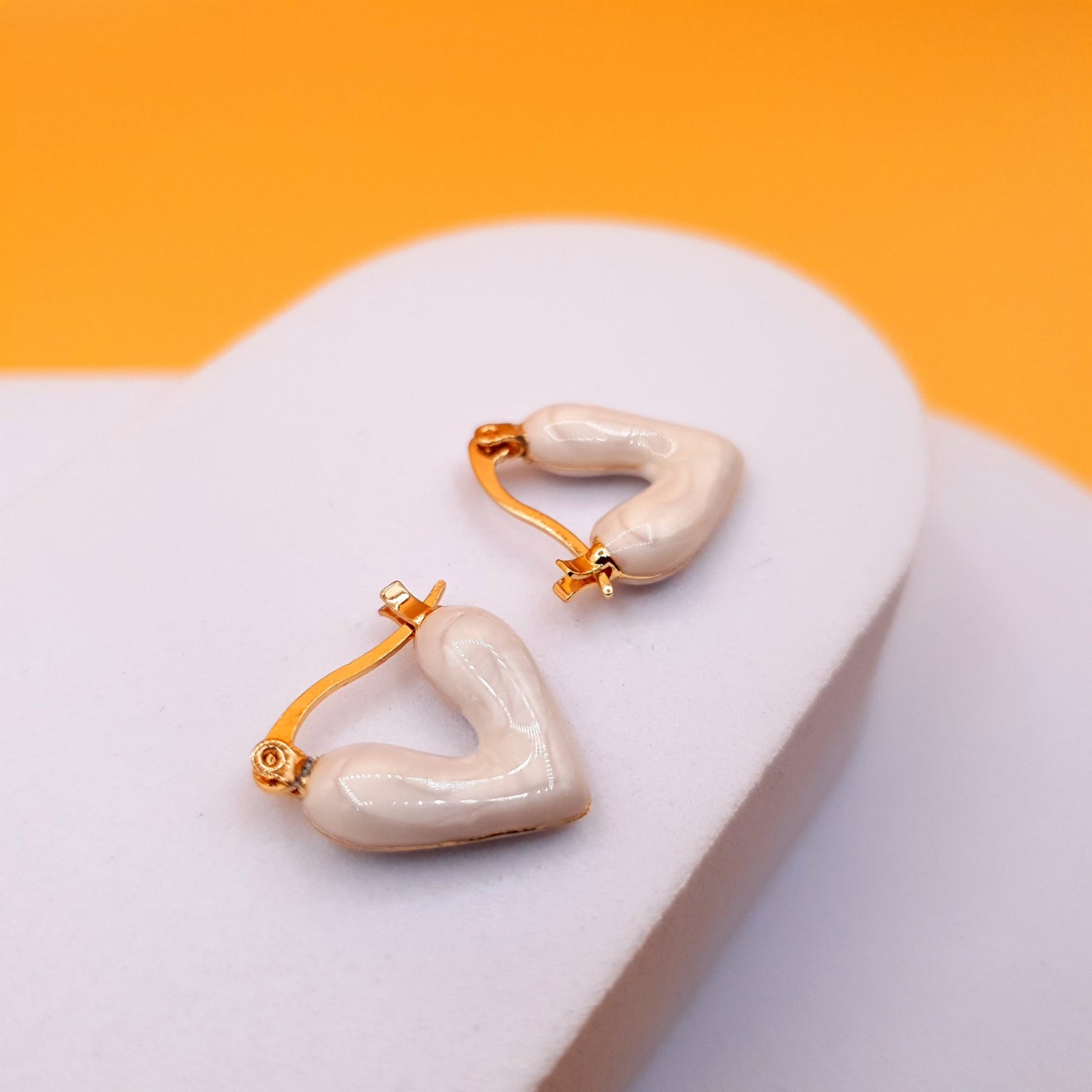 V-SHAPE HOOP image 3