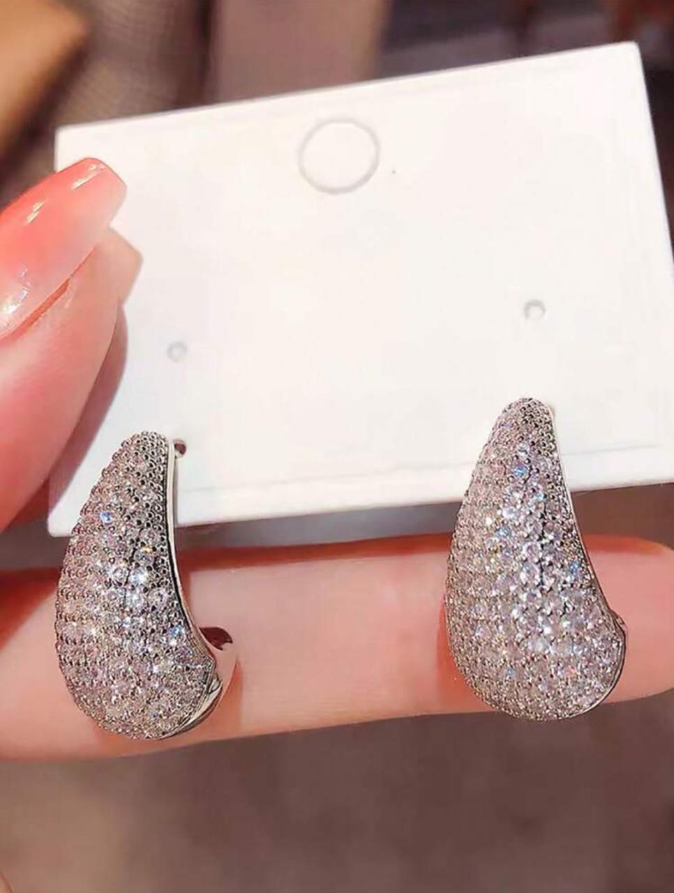 DELICATE & SPARKLING WATER DROP SHAPED EAR CUFF EARRINGS image 1