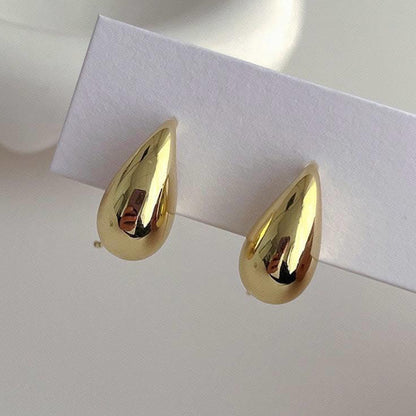 GOLDEN METAL DROP EAR RING image 7