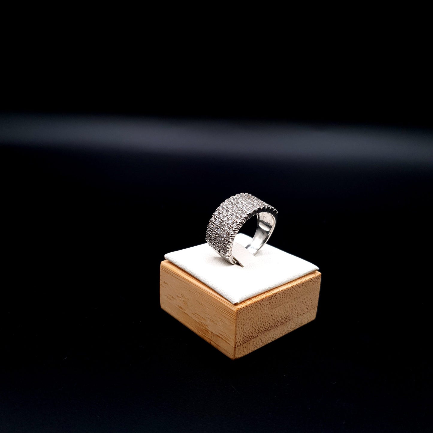 TRAPPED LAYER RING image 1