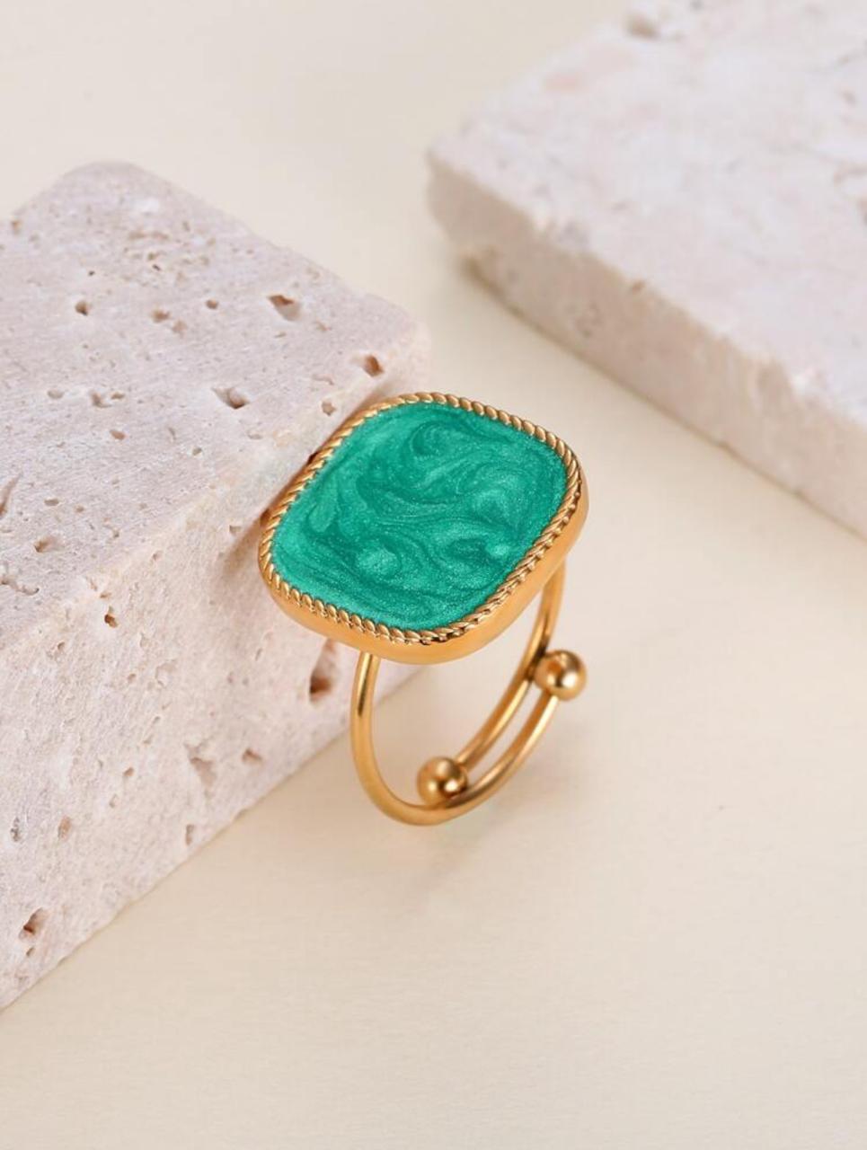 ELEGANT SQUARE SHAPED LIQUID SAND FAUX PEARL RING image 4