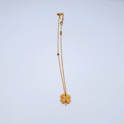 Maple leaf pendant with chain captures nature?s beauty in a stunning design. A symbol of strength and grace, perfect for any occasion. image 1