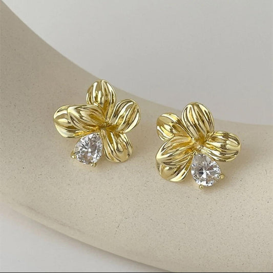 GOLDEN LEAVE ZIRCON image 0