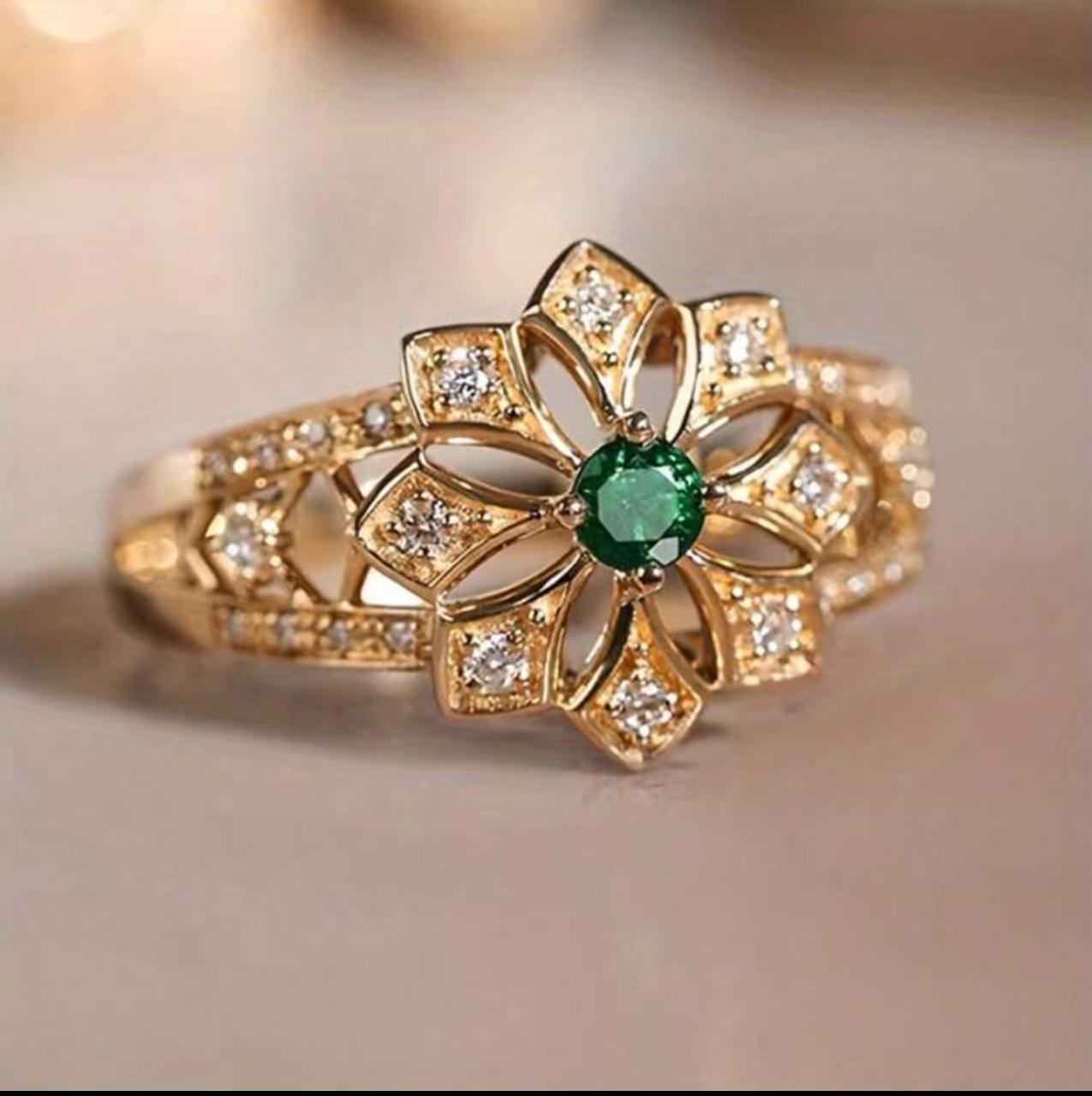 VINTAGE HOLLOW OUT ROUND SHAPED SYNTHETIC GREEN TOPAZ FLOWER RING image 1