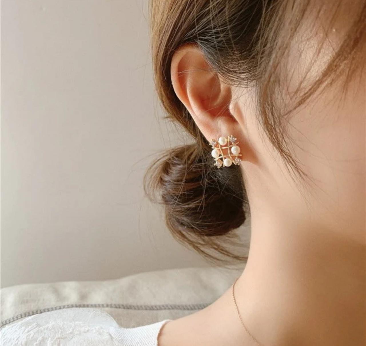 TRADITIONAL image 3