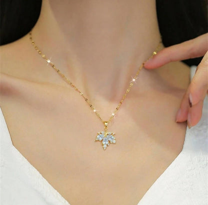 Stylish Cubic Zirconia Maple Leaf Necklace Set image 6