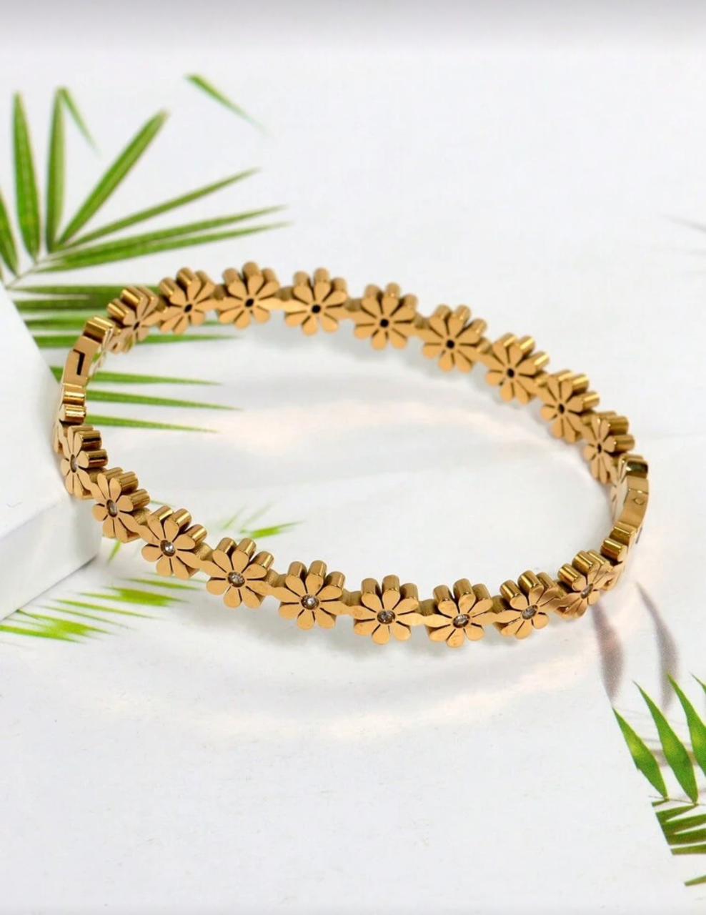 Fashion Stainless Steel Cubic Flower Decor Bracelet, Suitable For Women's Daily Wear Valentines,Mom,Mother,Mother's Day,Gift image 1