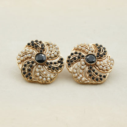 Likely gold-plated metal with a detailed filigree design image 7