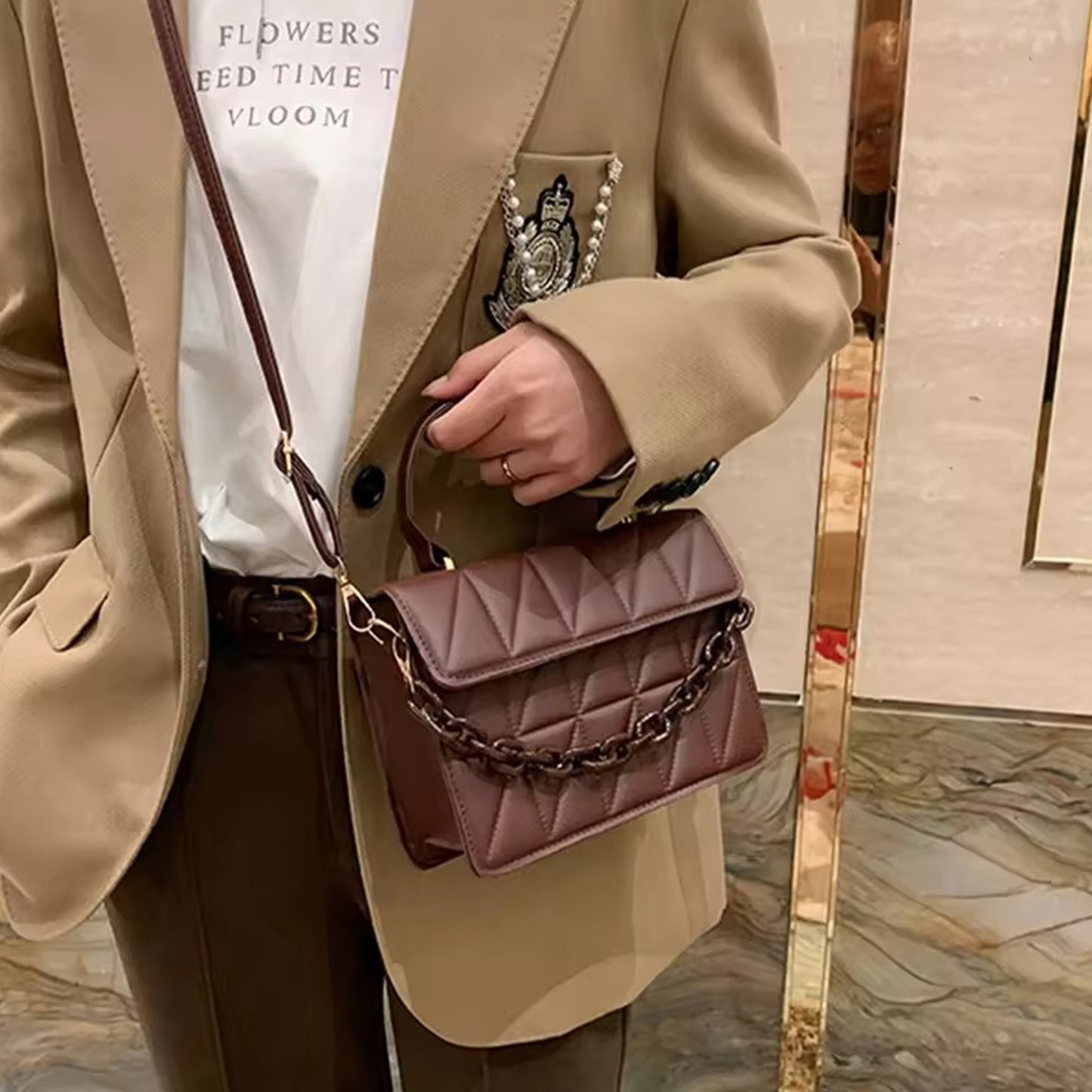 SMART SHOULDER BAG image 7