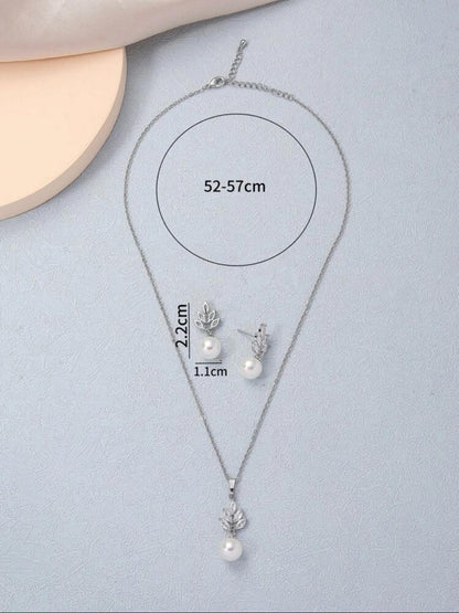 Cubic Zirconia &amp; Faux Pearl Decor Necklace Set image 3