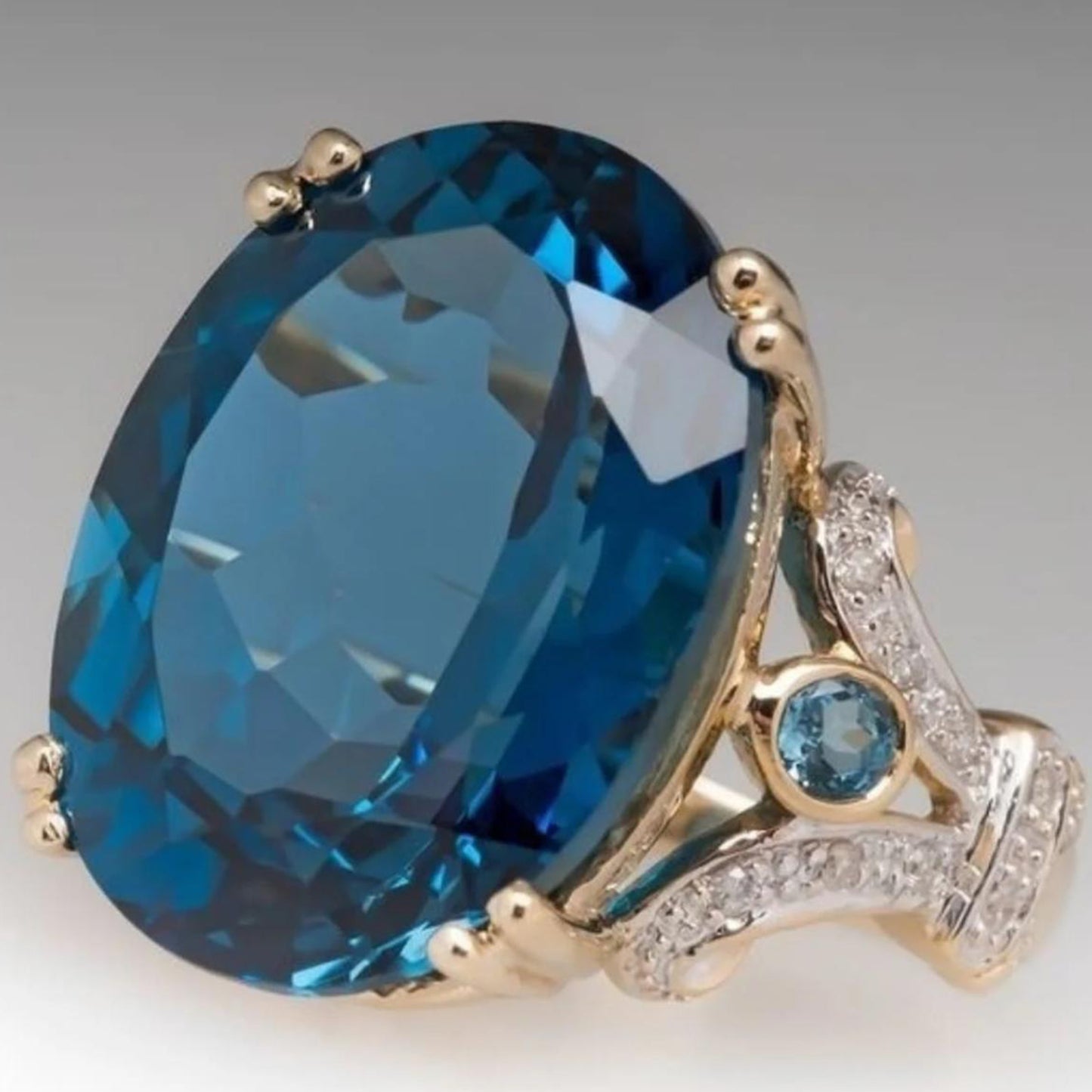 CATHEDRAL RING image 6