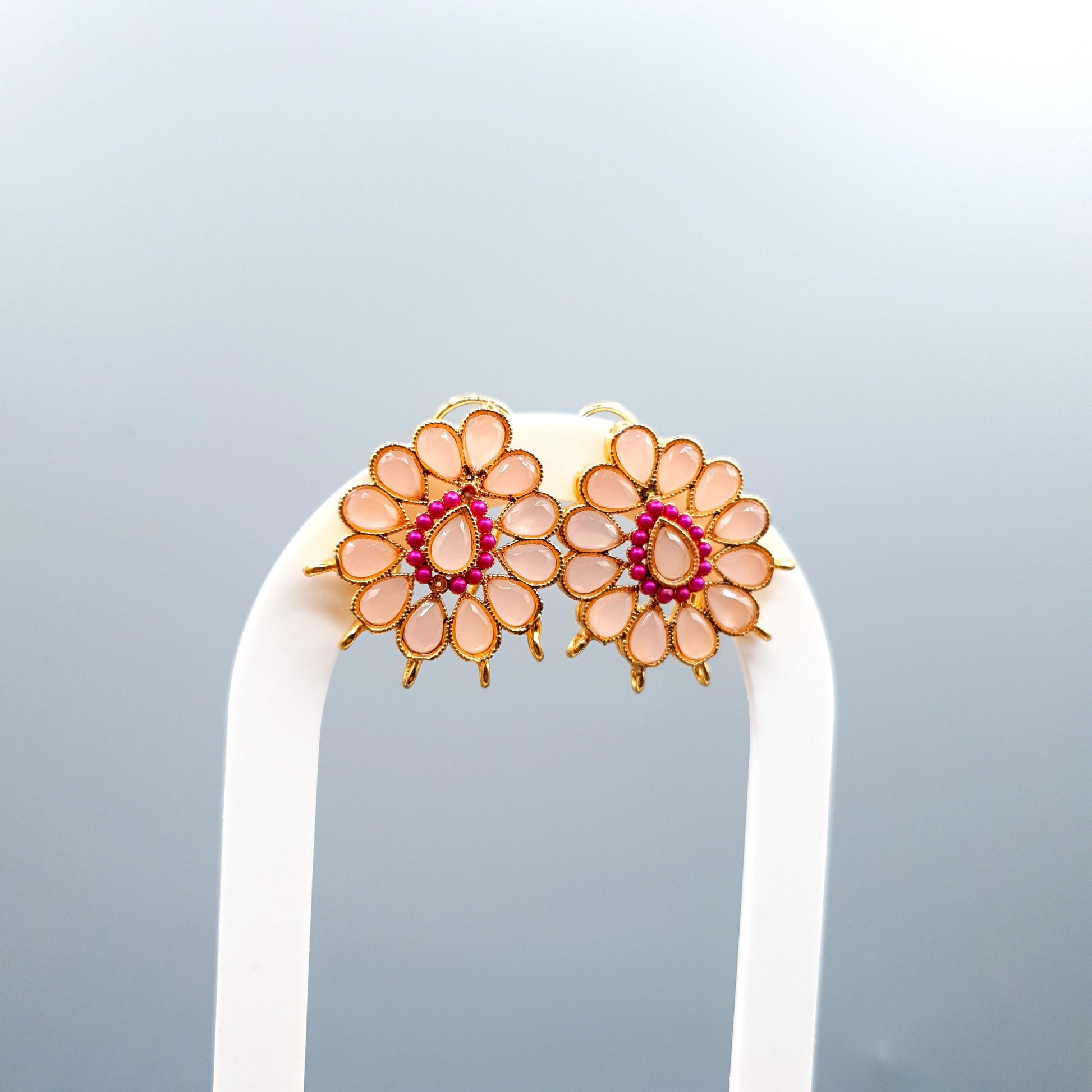 LIGHT PINK STONES STUD image 2
