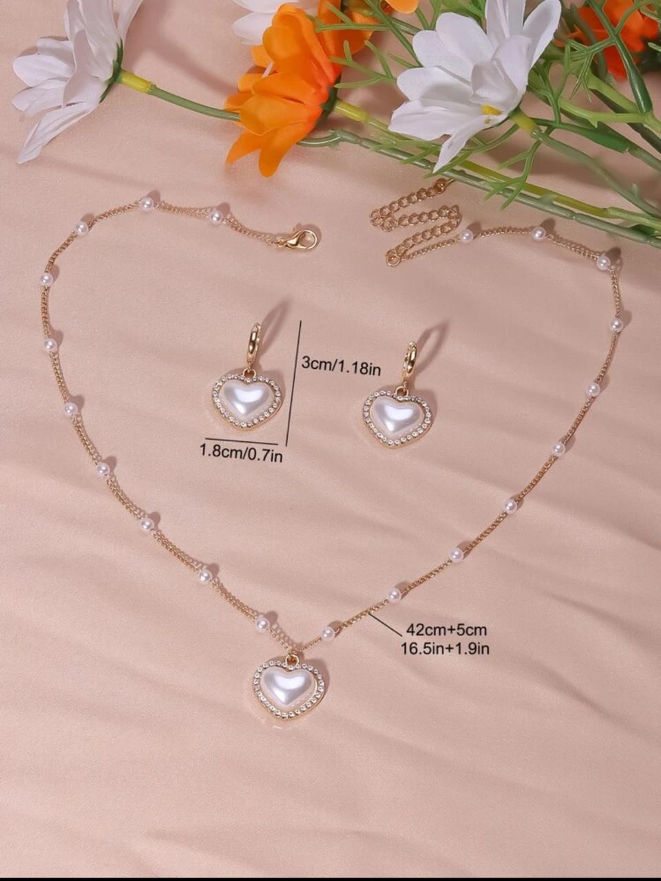 Heart Shape Faux Pearls Necklace Set image 2