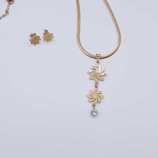 Radiant Swirl Necklace Set image 1