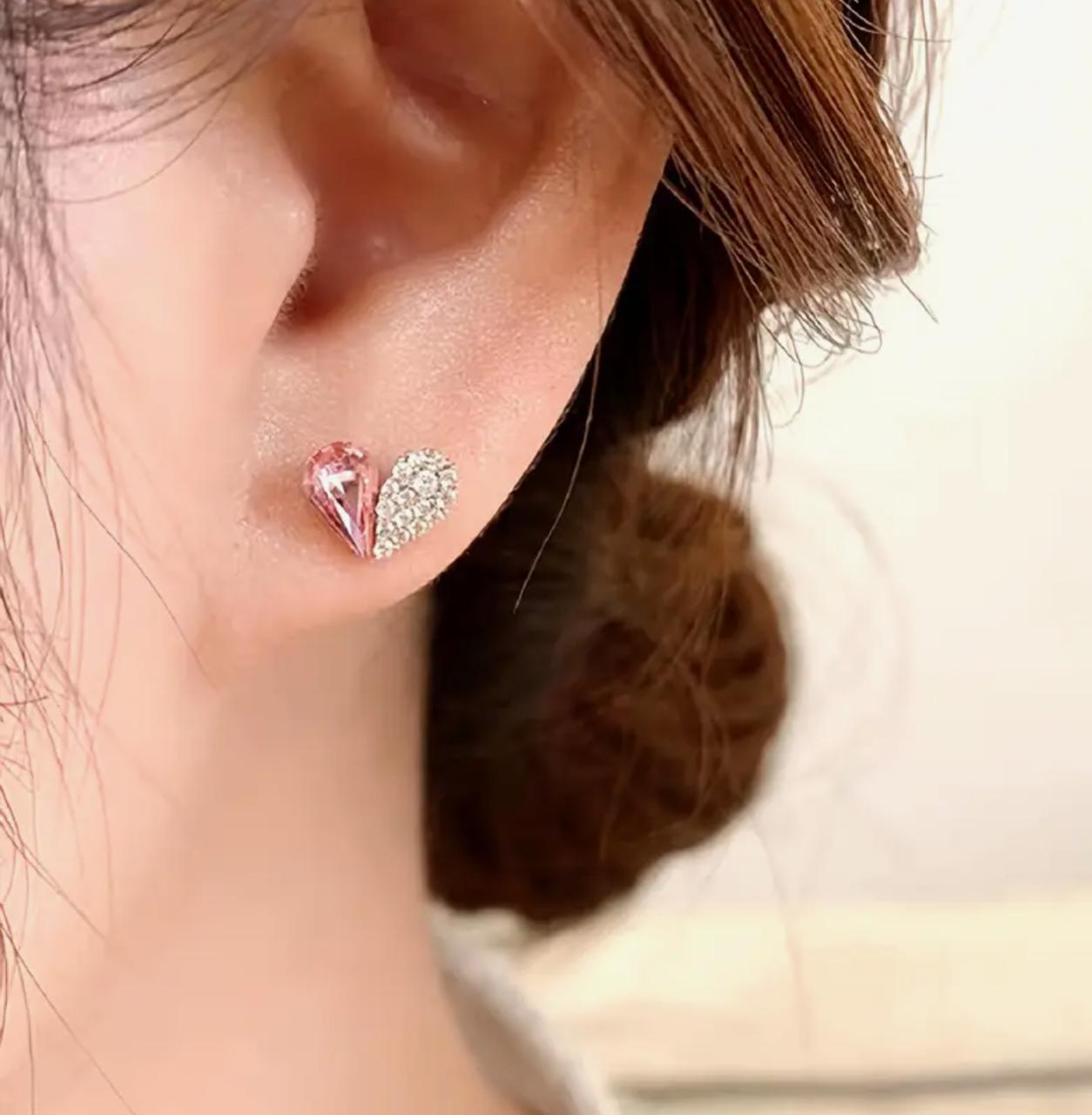 Small and Exquisite Pink Love Temperament Zirconia Earrings image 4