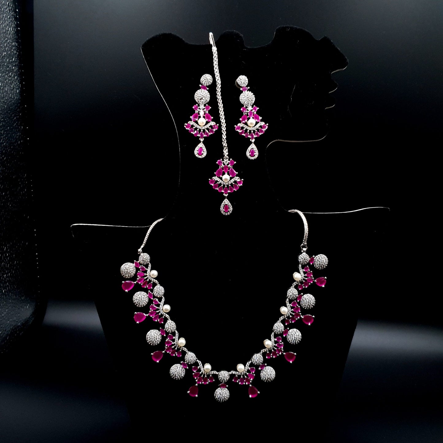 BRIDEL & PARTY WEAR SILVER WITH ZARQAN PINK NEKLACE SET (NEKLACE, BINDI & EAR RINGS) image 3