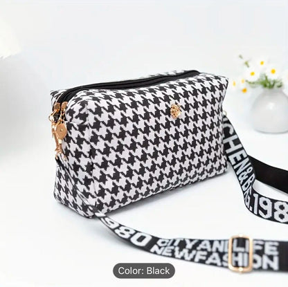 Lightweight Luxury, Chic Houndstooth Crossbody Bag image 8