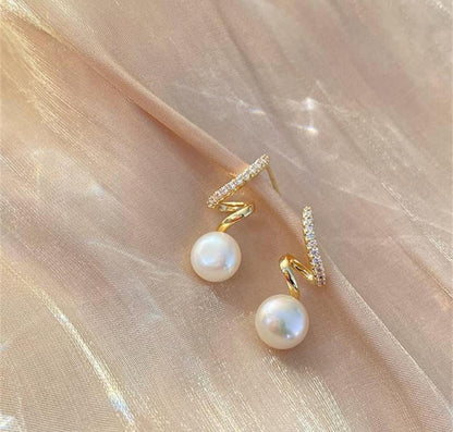 ZIG ZAG PEARL STUD image 3