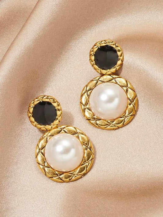 FAUX PEARL D?COR ROUND DROP EARRINGS image 0