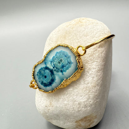 Adjustable Boho-Chic Natural Crystal Flower Bangle image 12