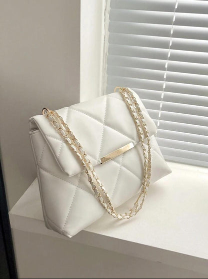 Sophisticated and elegantly designed bag, perfect for any occasion image 0