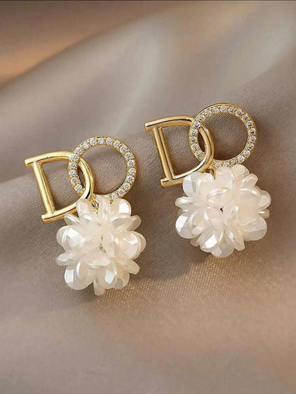 Rhinestone Letter &amp; Flower Decor Earrings image 1