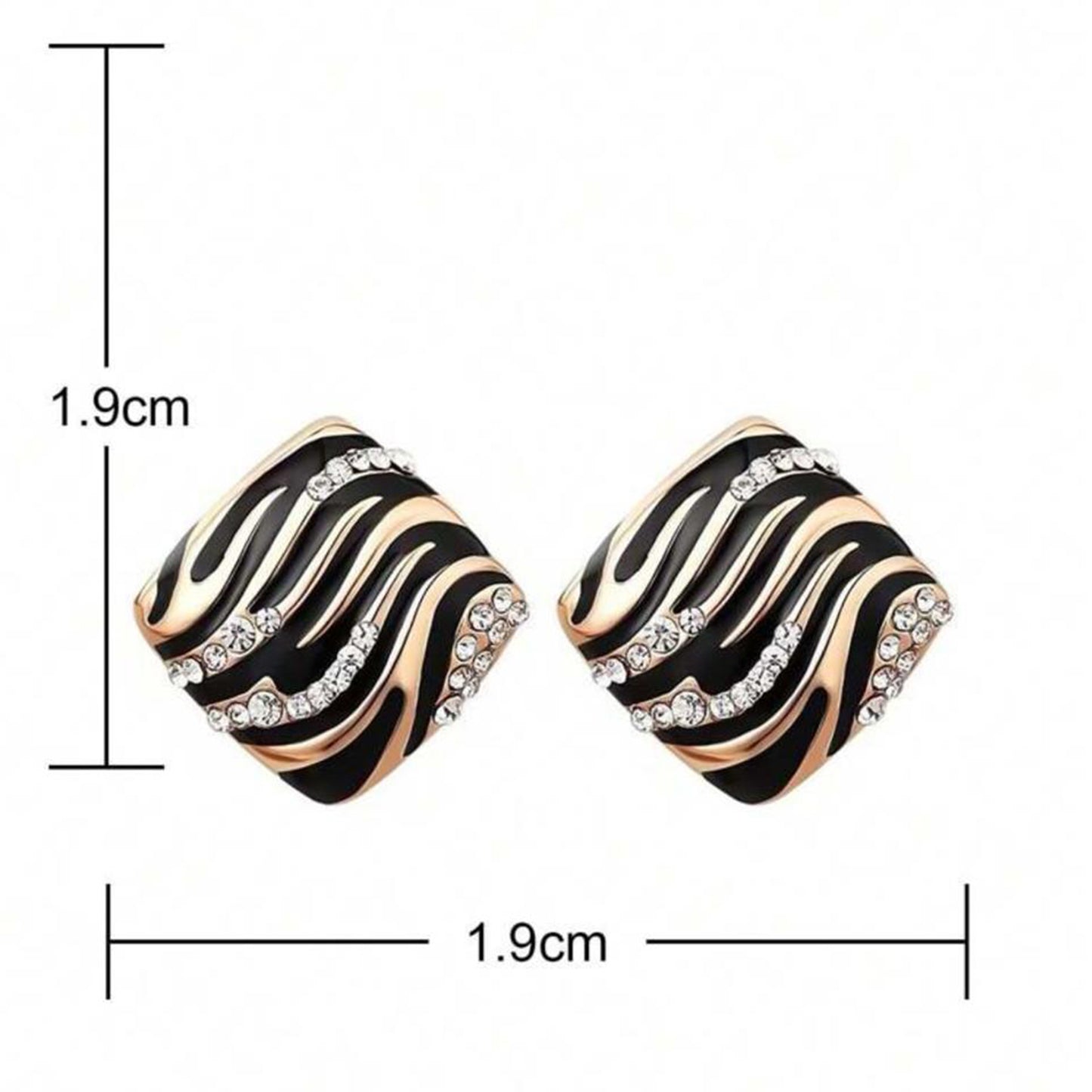 GEOMETRIC SQUARE METAL STUD image 4