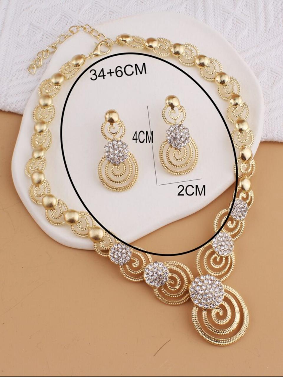 NEKLACE WITH DROP EARRINGS image 3