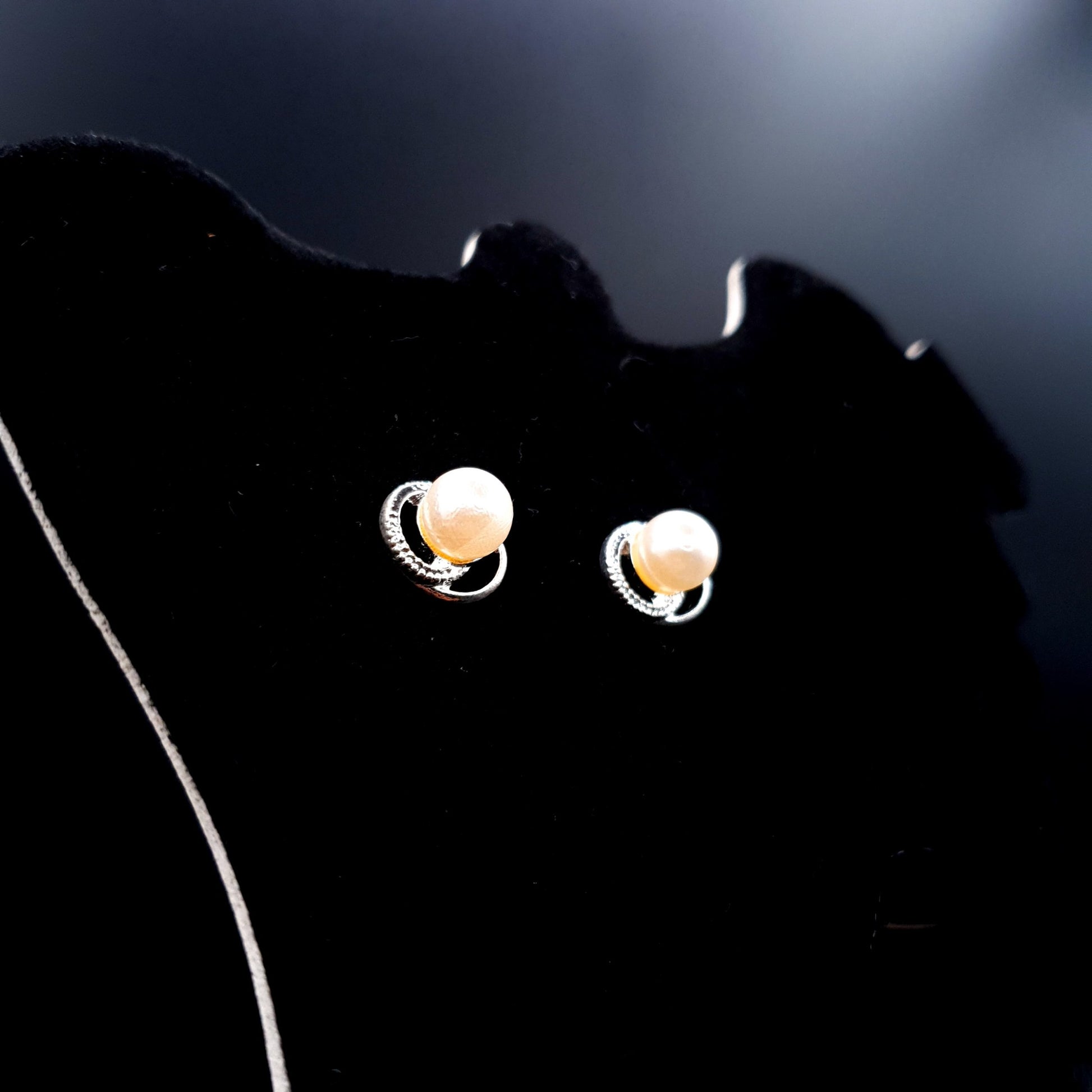 SILVER PEARL PENDENT SET image 4