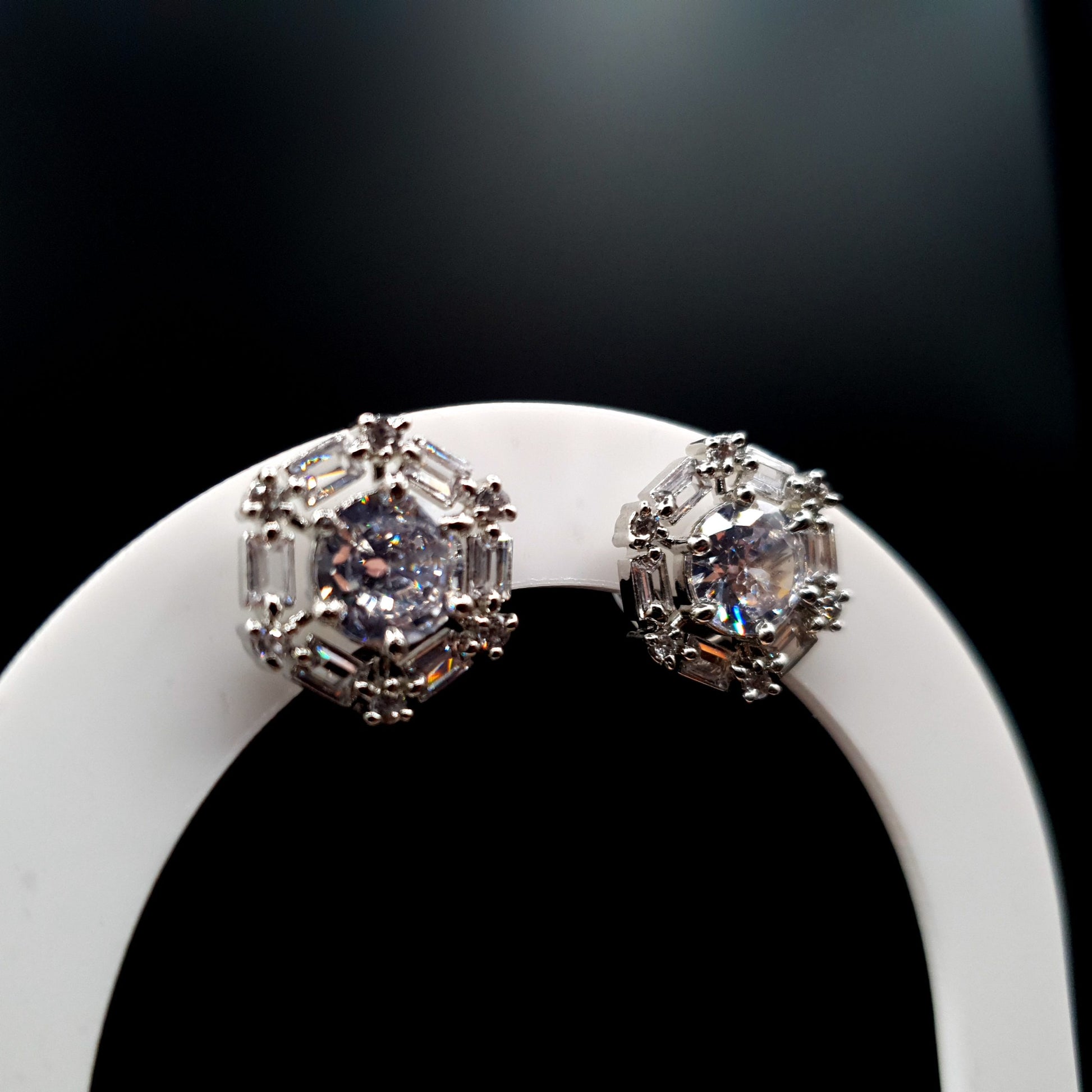 ROUND STYLE- SILVER & A PINK image 7