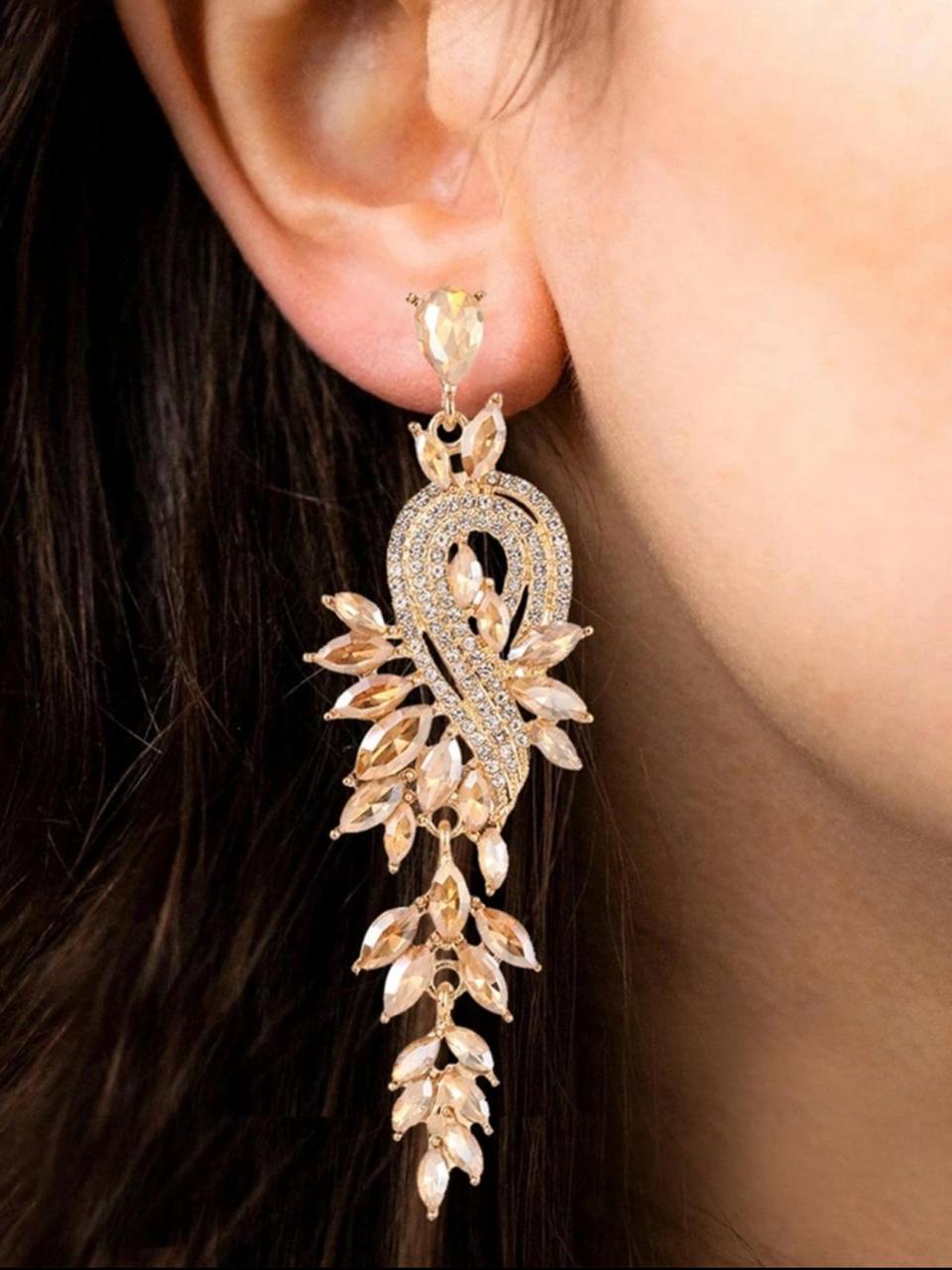 GLAMOROUS ZINC ALLOY RHINESTONE image 6