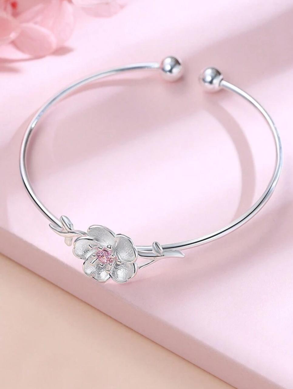 CHIC FLORAL DESIGN BRACELET WITH RHINESTONE ACCENTS image 4