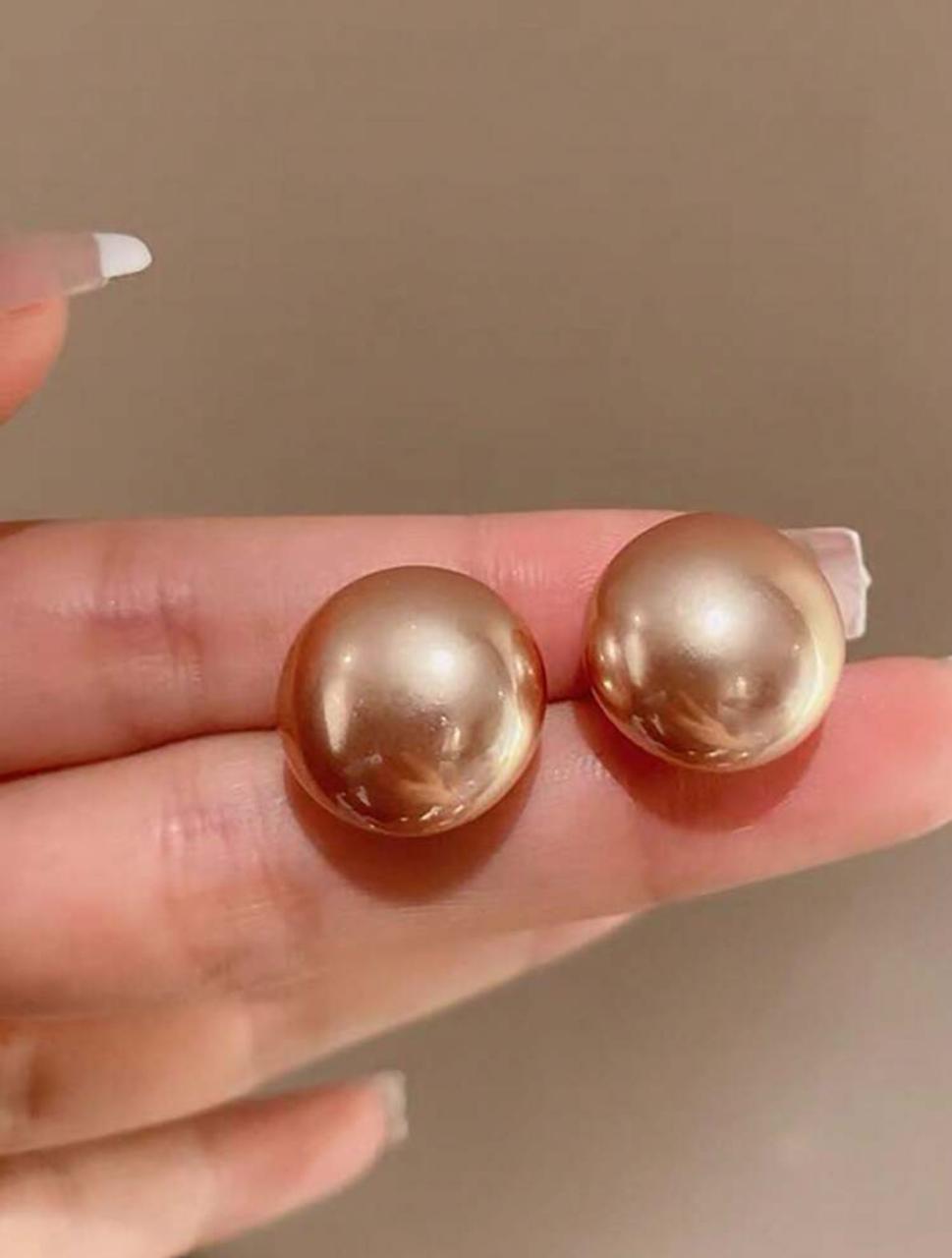 Big Pearl Stud Tops With High-End Elegant image 1