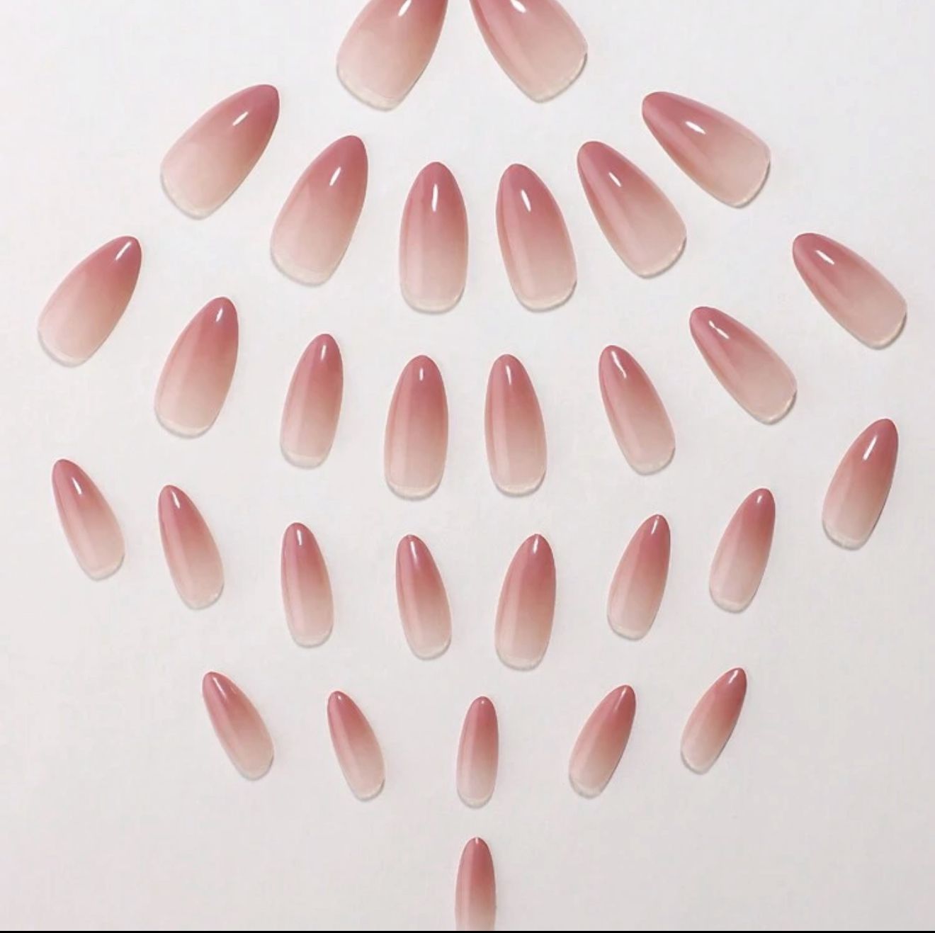 Long Almond-Shaped Press-On Nails, Simple Bean Paste Powder Gradient Smudged,  Suitable For Parties And Gifts image 4
