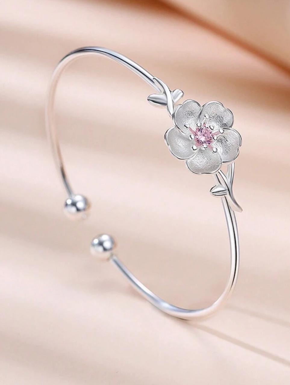 CHIC FLORAL DESIGN BRACELET WITH RHINESTONE ACCENTS image 2