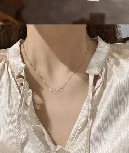 Elegant Stainless Steel Petal Pendant Necklace with Synthetic Cubic Zirconia image 2