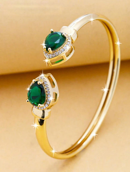 Fashionable Geometric Inlaid Bracelet image 1