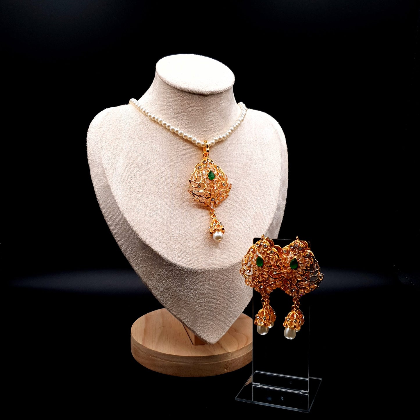 PEARLED GOLDEN-SILVER STONES image 2