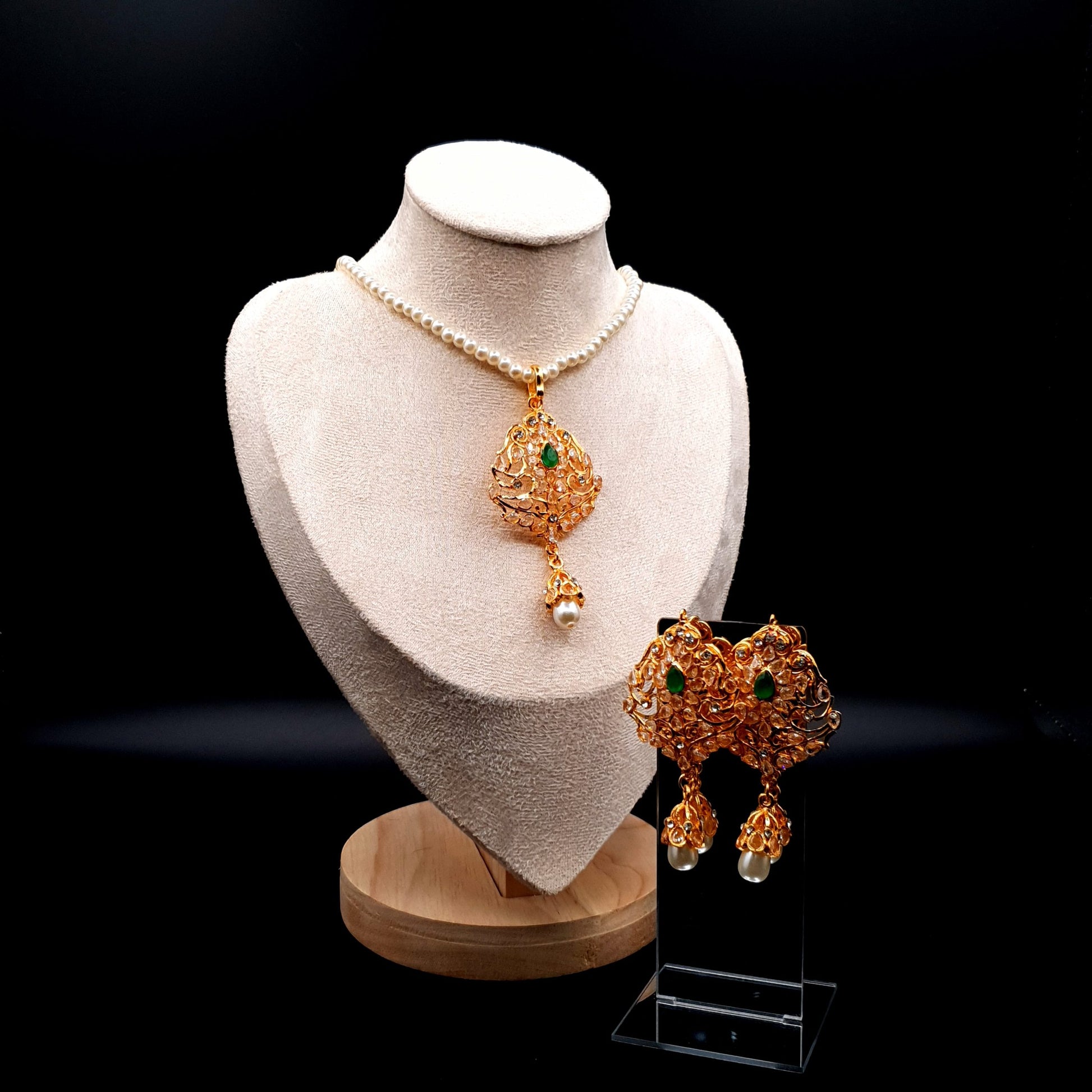 PEARLED GOLDEN-SILVER STONES image 2