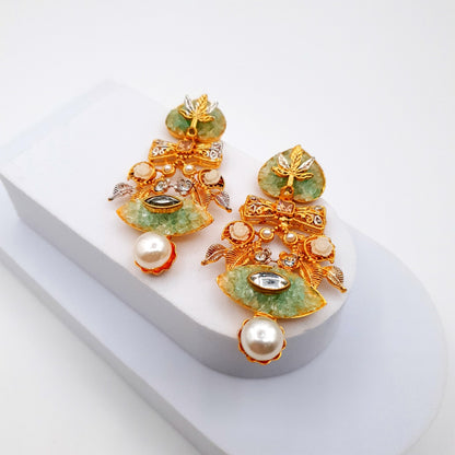 HAND MADE ELEGANCE - Green image